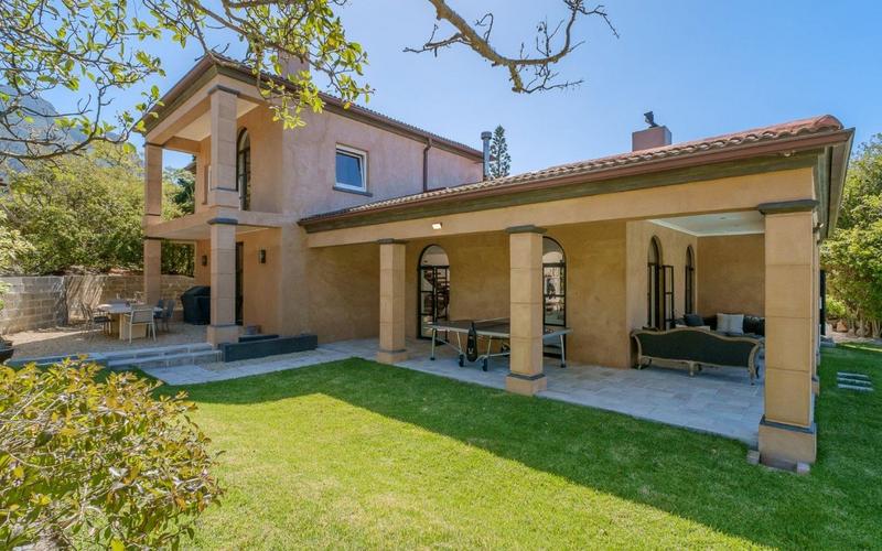 4 Bedroom Property for Sale in Hout Bay Western Cape